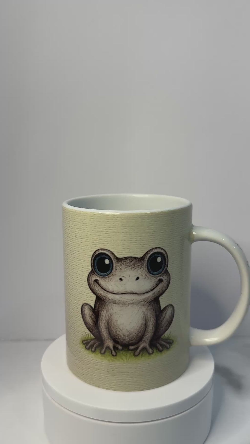 Sweet Farmhouse Frog – 15 oz Ceramic Mug